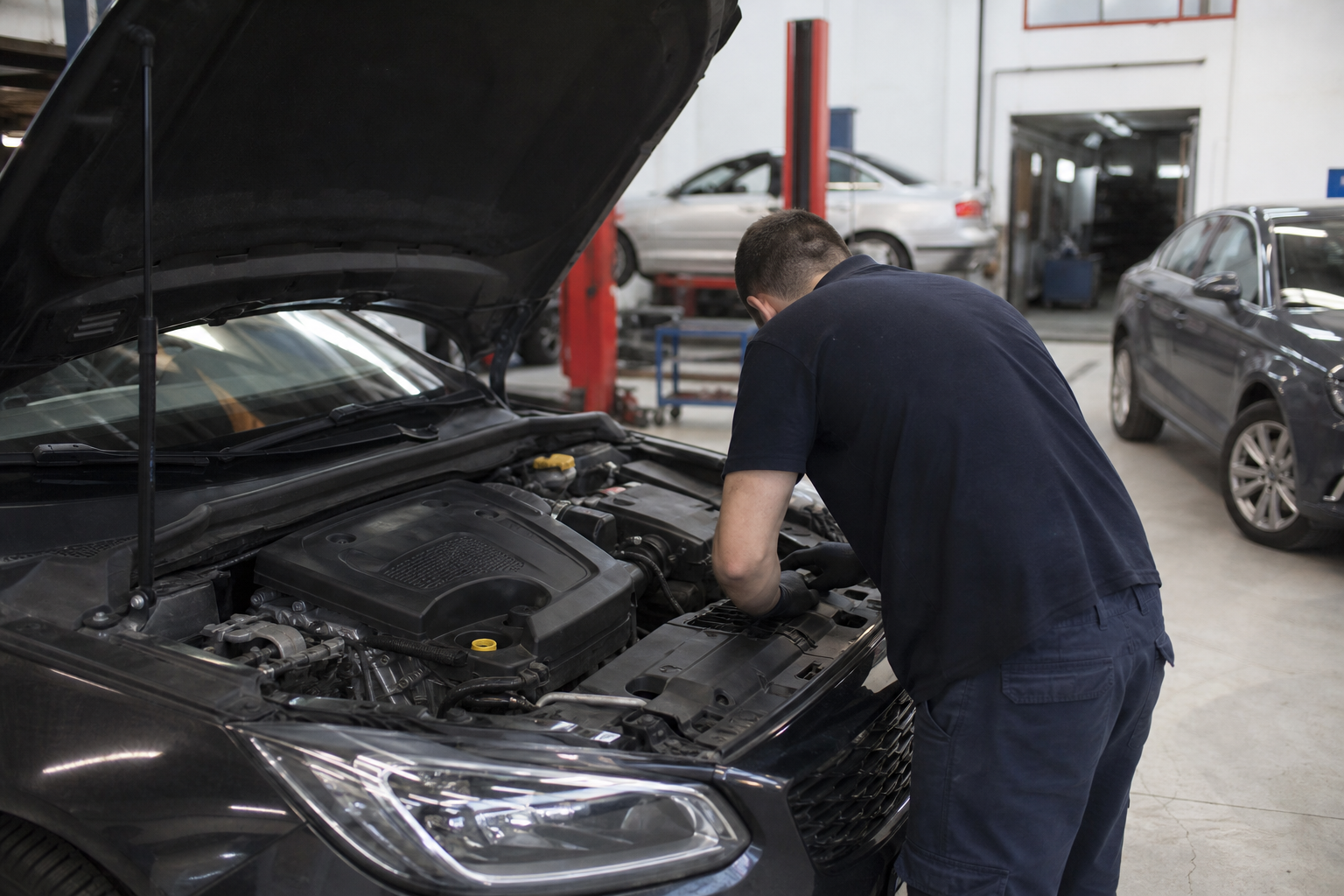 Cada cuánto hacer la revisión del coche según marca