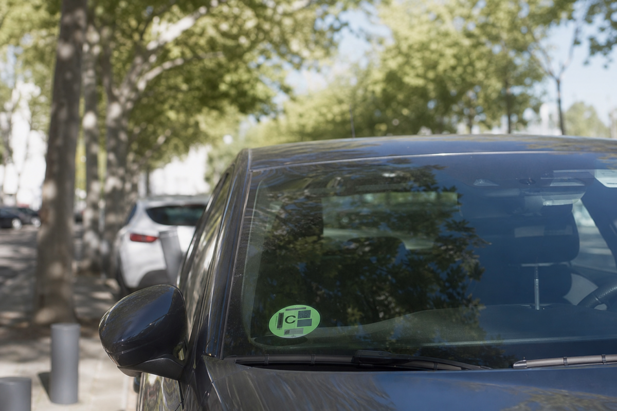 Etiqueta DGT: qué etiqueta ambiental tiene tu coche